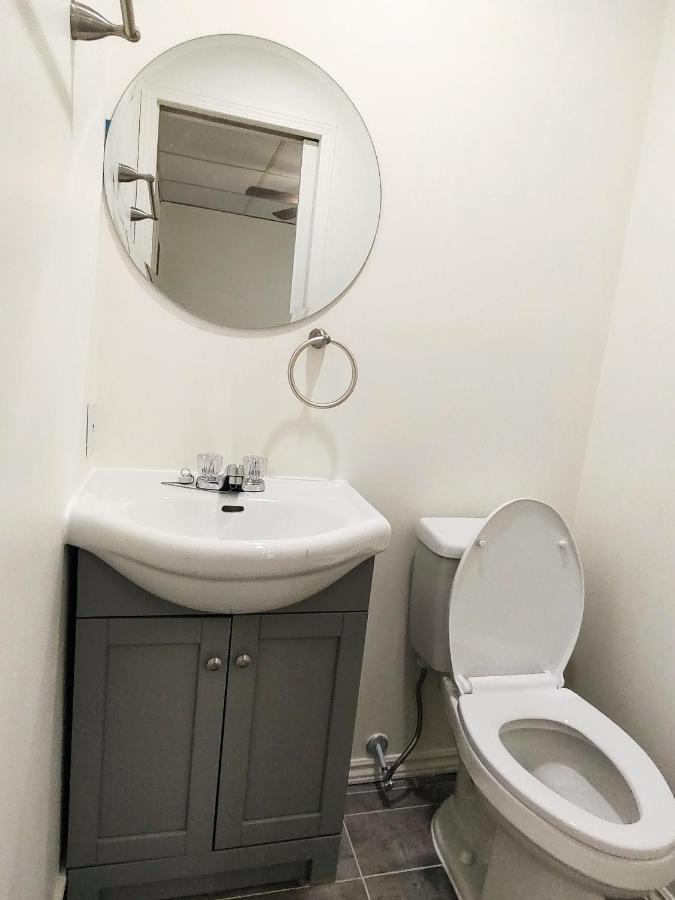 Welcome To Airbnb Saint-Jean-sur-Richelieu Eksteriør billede