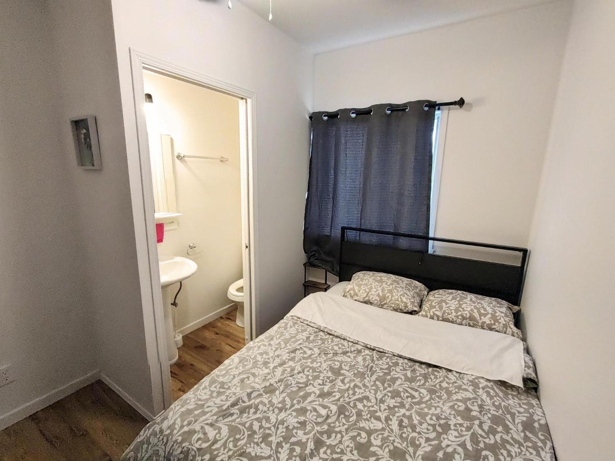 Welcome To Airbnb Saint-Jean-sur-Richelieu Værelse billede