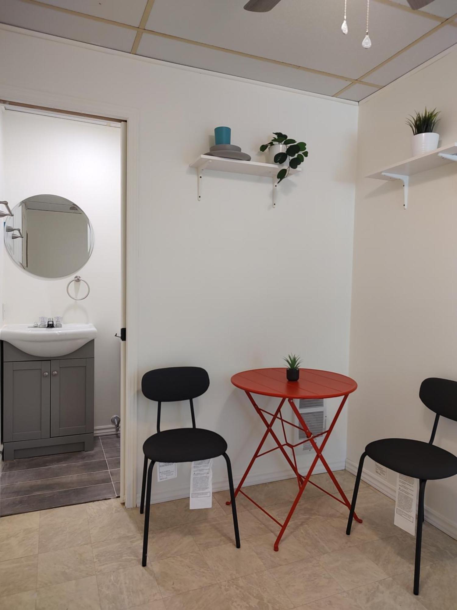 Welcome To Airbnb Saint-Jean-sur-Richelieu Værelse billede